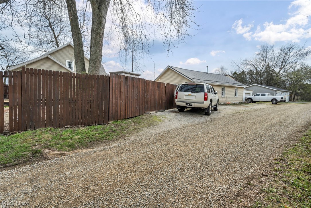 907 Duncan Street SW Massillon OH 44647