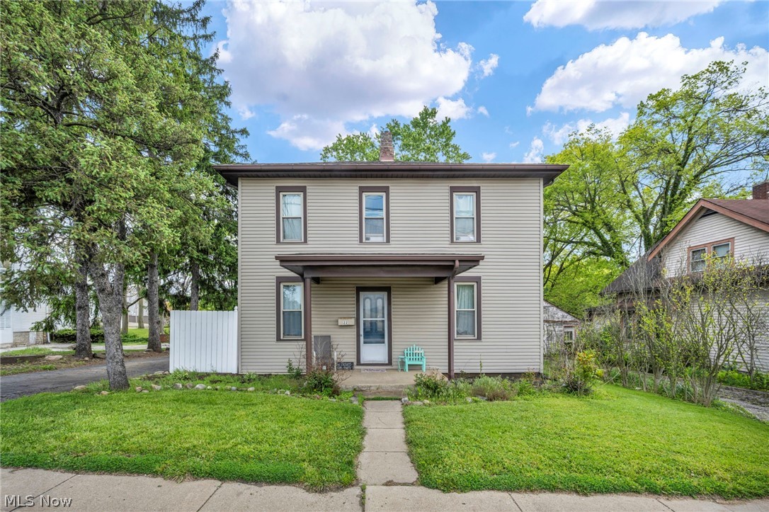 22 Main Street S Navarre OH 44662