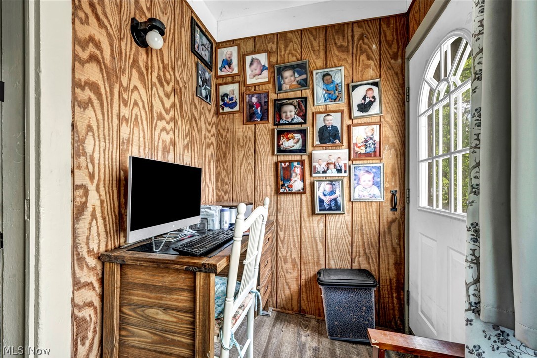 22 Main Street S Navarre OH 44662