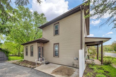 22 Main Street S Navarre OH 44662