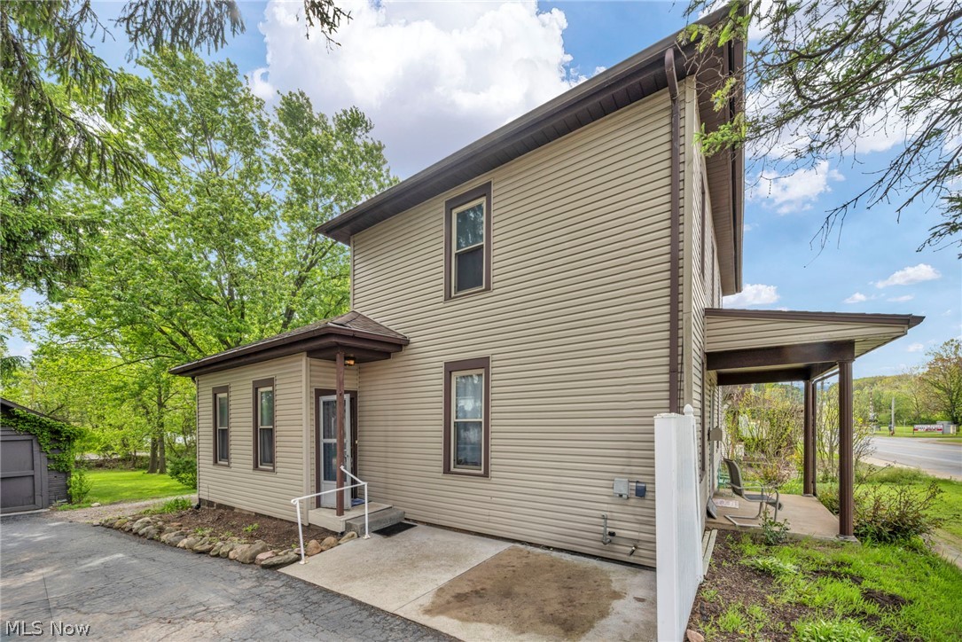 22 Main Street S Navarre OH 44662
