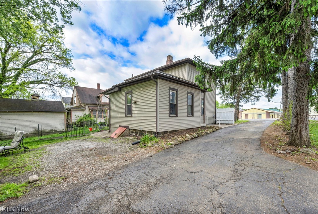 22 Main Street S Navarre OH 44662