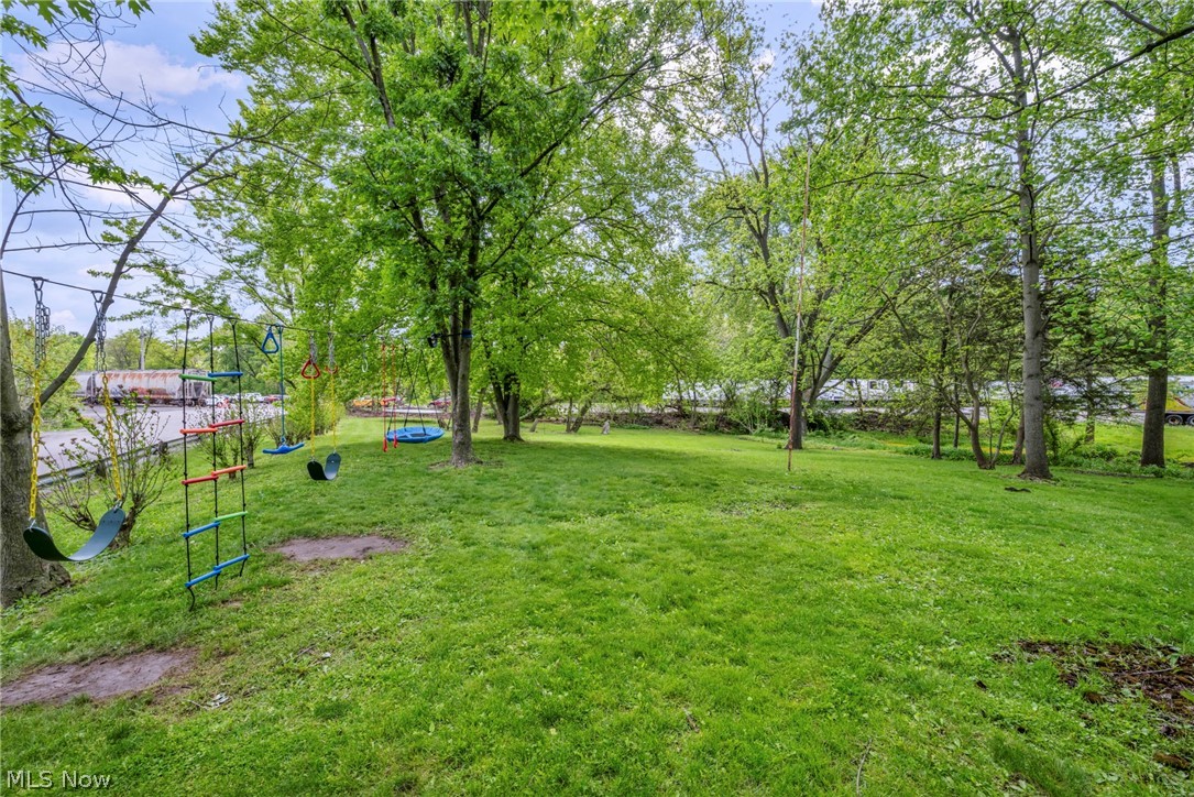 22 Main Street S Navarre OH 44662