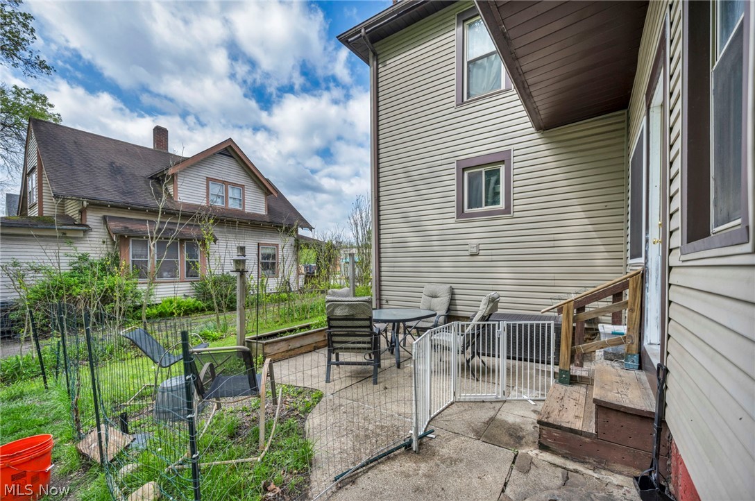 22 Main Street S Navarre OH 44662