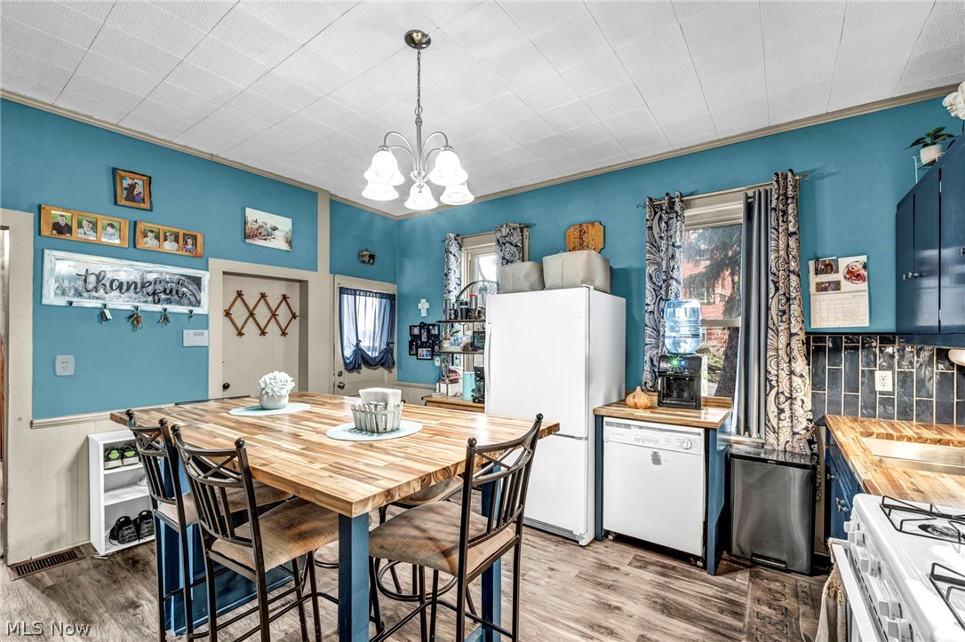 22 Main Street S Navarre OH 44662