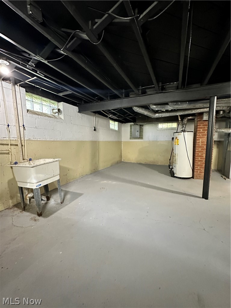 16207 Miles Avenue Cleveland OH 44128