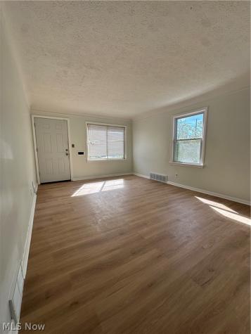 16207 Miles Avenue Cleveland OH 44128