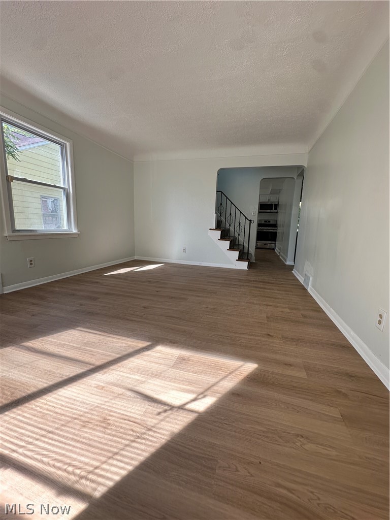 16207 Miles Avenue Cleveland OH 44128