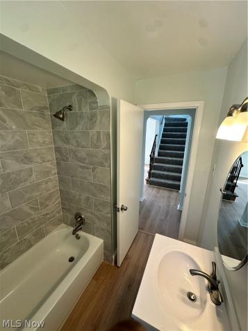 16207 Miles Avenue Cleveland OH 44128