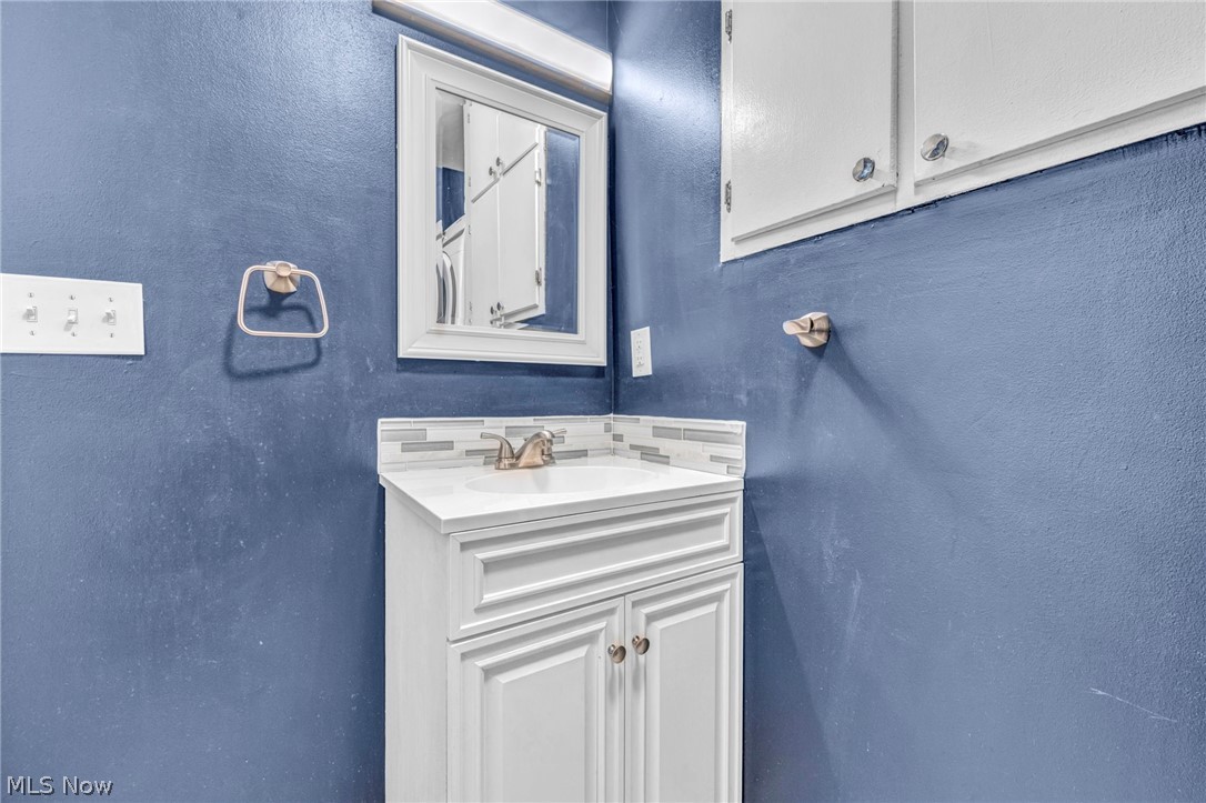 1646 Walnut Boulevard Ashtabula OH 44004