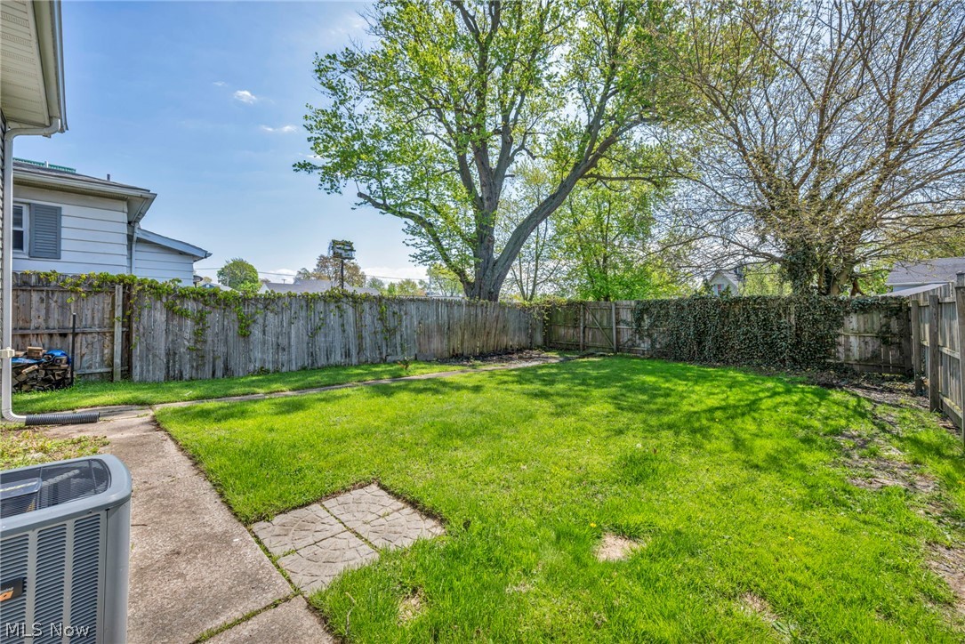 1646 Walnut Boulevard Ashtabula OH 44004