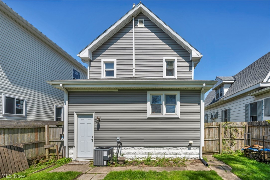 1646 Walnut Boulevard Ashtabula OH 44004
