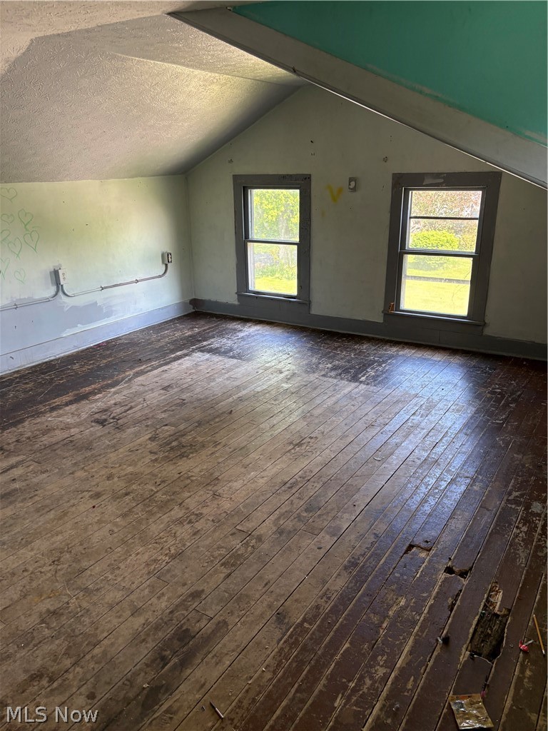 2918 High Street Rock Creek OH 44084