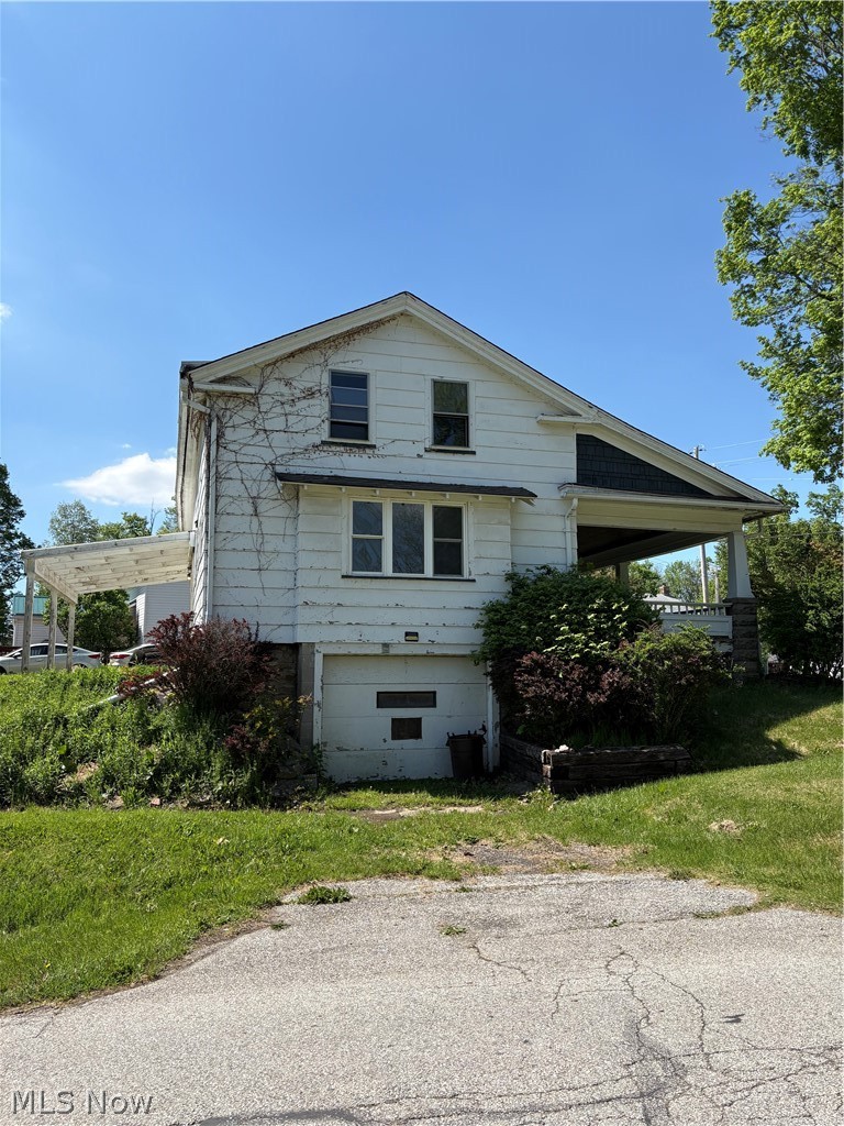 2918 High Street Rock Creek OH 44084