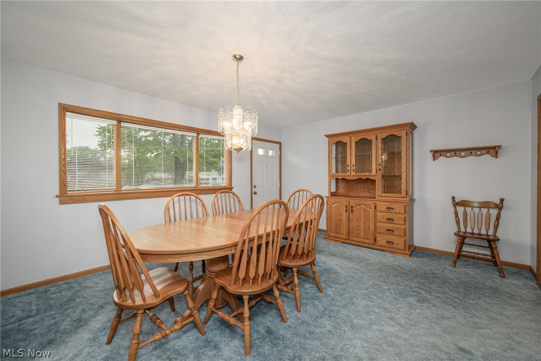 1190 Jeanie J Avenue Akron OH 44310