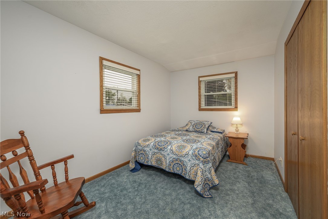 1190 Jeanie J Avenue Akron OH 44310