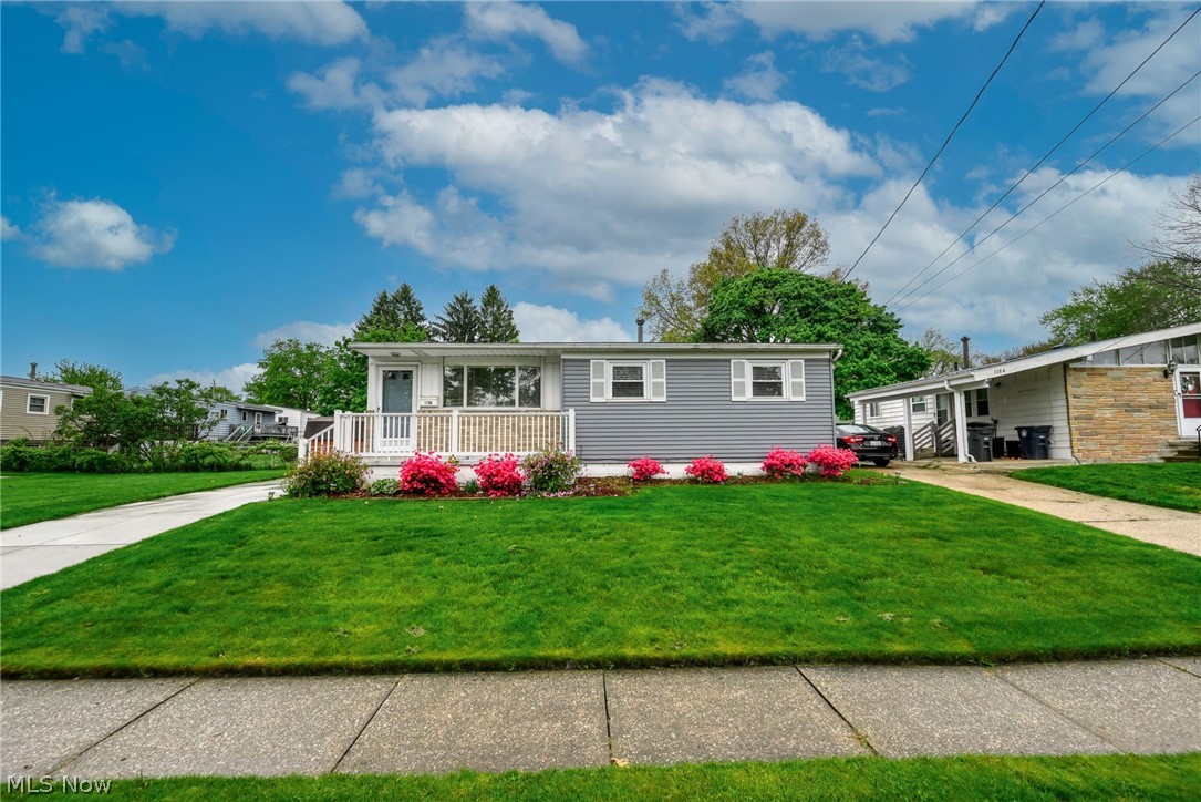 1190 Jeanie J Avenue Akron OH 44310