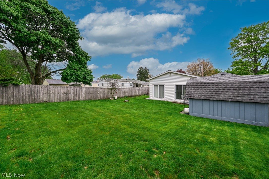 1190 Jeanie J Avenue Akron OH 44310