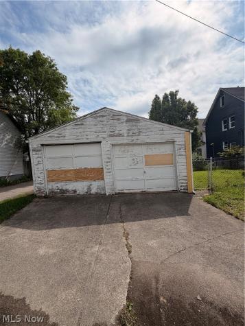 4218 Robert Avenue Cleveland OH 44109