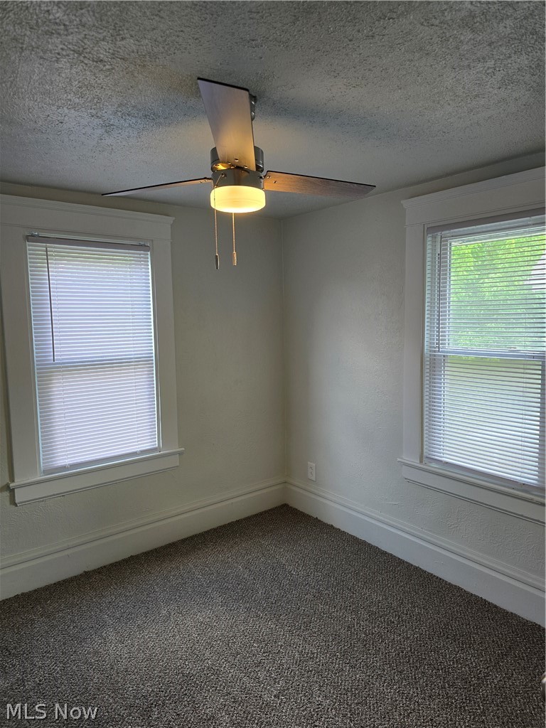 976 Neptune Avenue Akron OH 44301