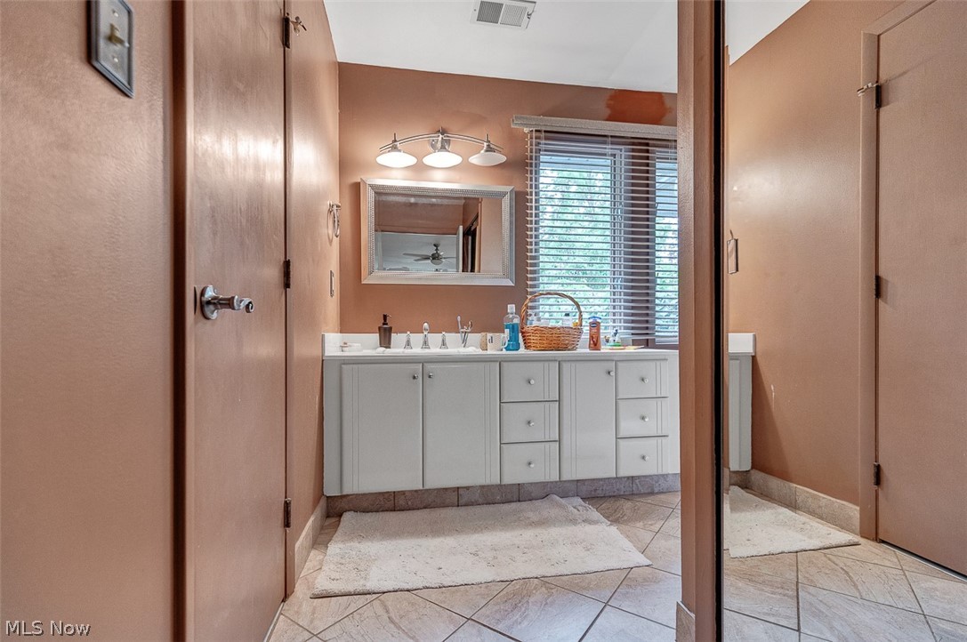 29399 Orangewood Drive Orange OH 44122