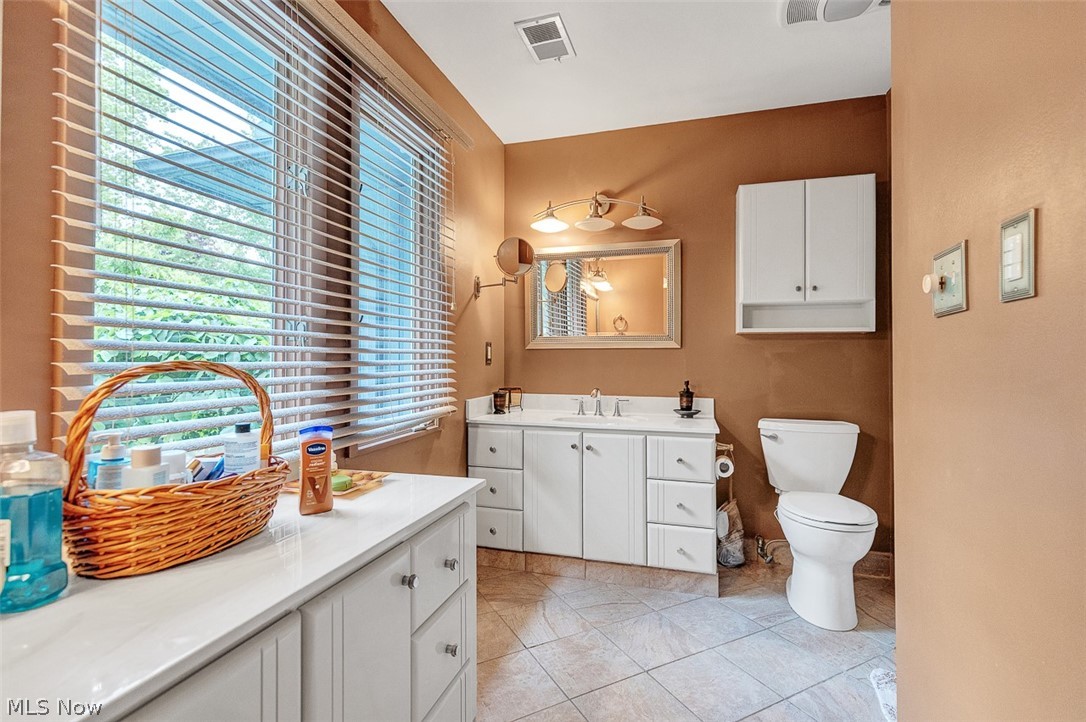 29399 Orangewood Drive Orange OH 44122