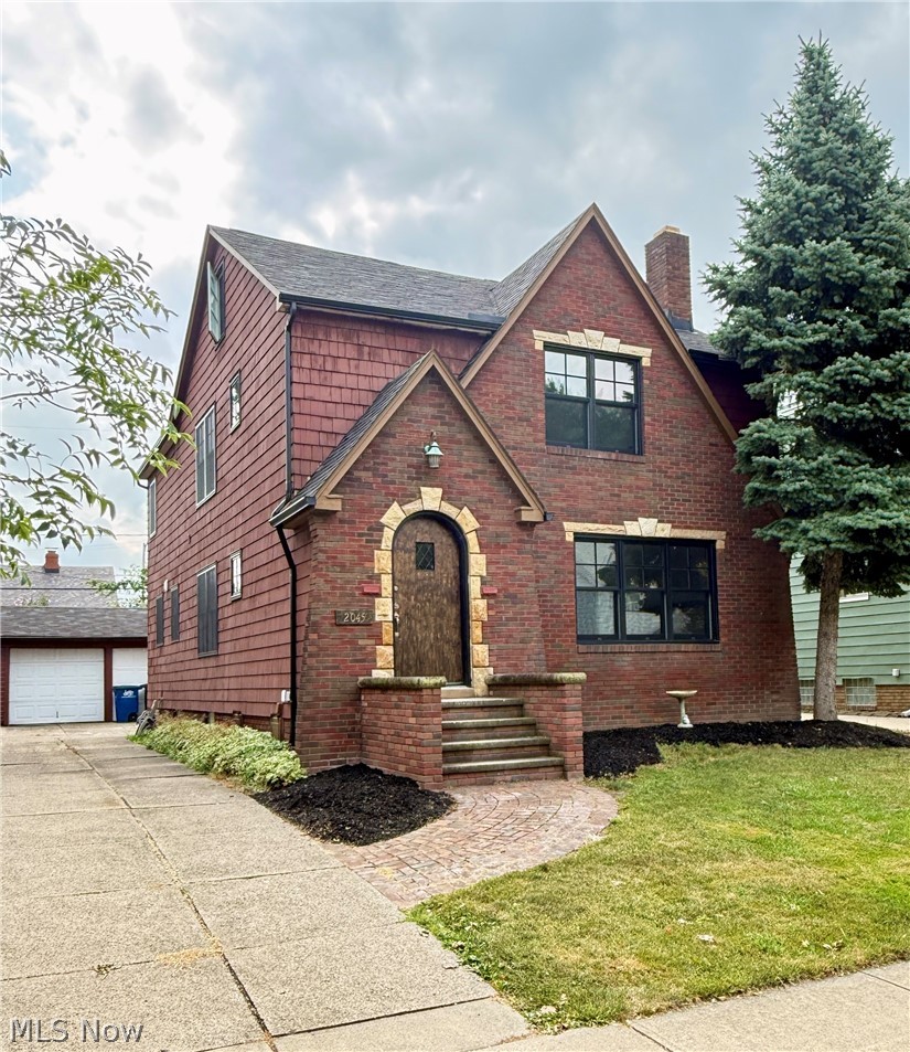 2045 Reveley Avenue Lakewood OH 44107