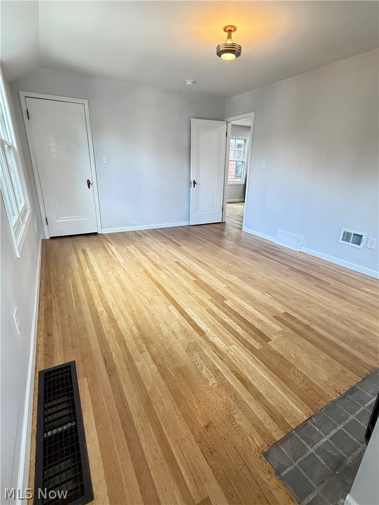 2045 Reveley Avenue Lakewood OH 44107