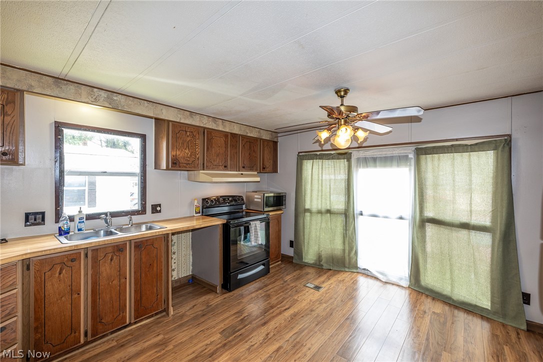 35157 Center Ridge Road North Ridgeville OH 44039