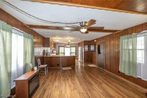 35157 Center Ridge Road North Ridgeville OH 44039