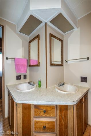 35157 Center Ridge Road North Ridgeville OH 44039