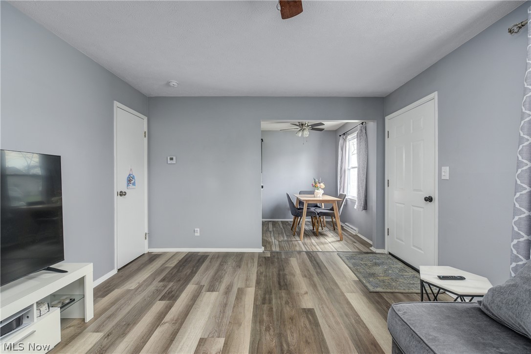 572 Bell Avenue Elyria OH 44035