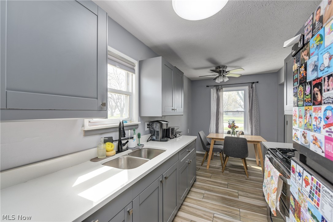572 Bell Avenue Elyria OH 44035