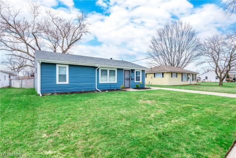572 Bell Avenue Elyria OH 44035