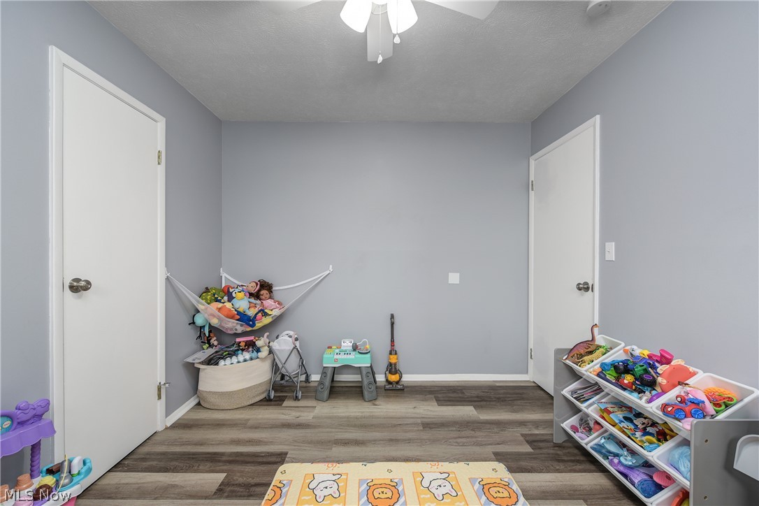 572 Bell Avenue Elyria OH 44035