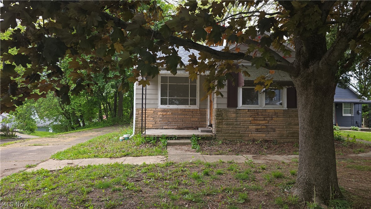 146 Hermann Street Barberton OH 44203