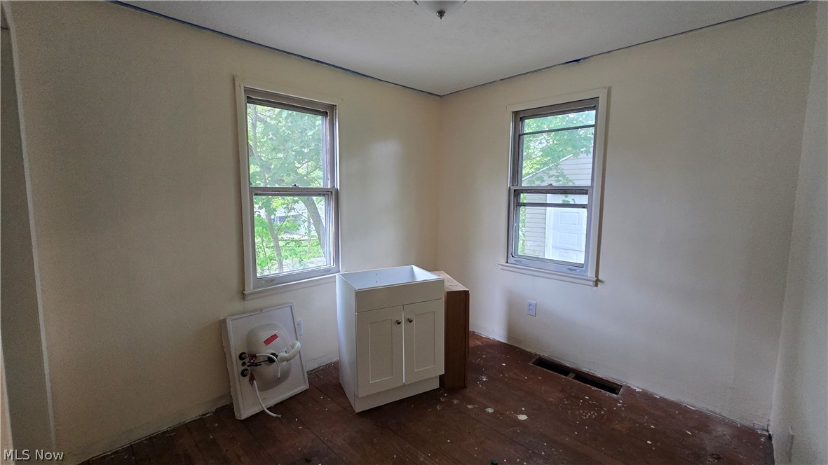 146 Hermann Street Barberton OH 44203