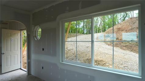15 Huron Trail Malvern OH 44644