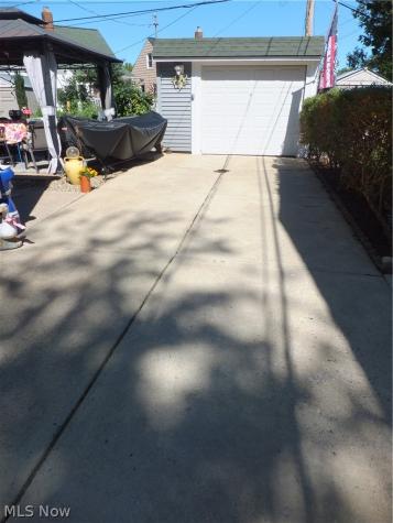 1312 Mayview Avenue Cleveland OH 44109