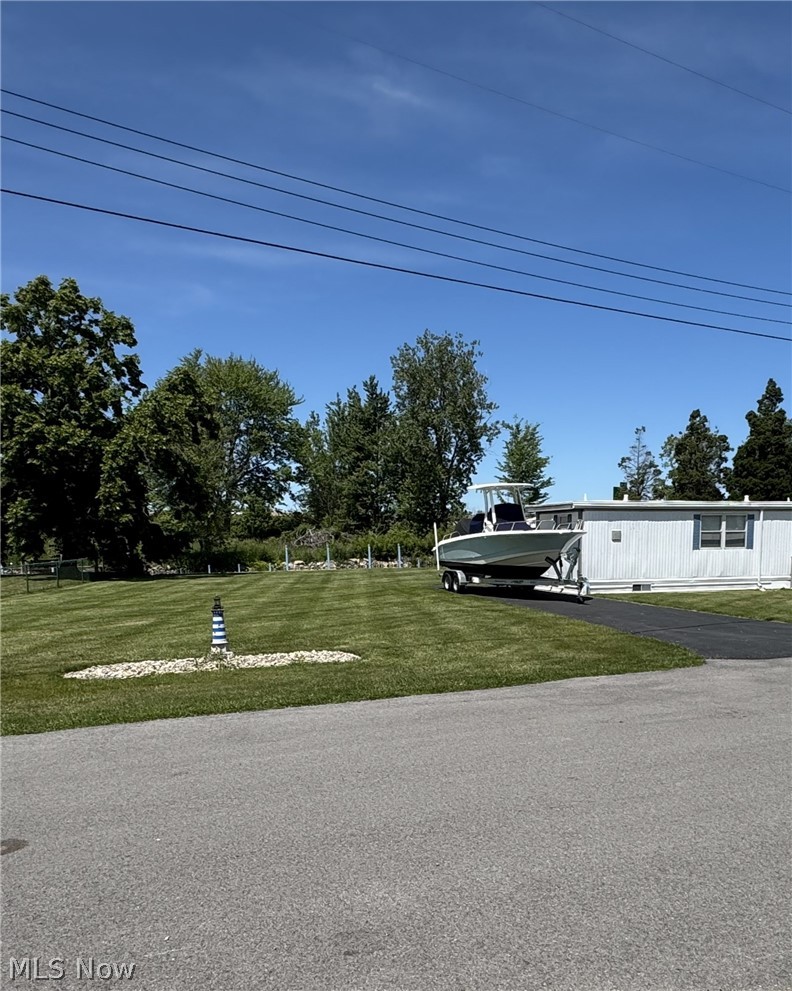 2825 W Risingsun Road Port Clinton OH 43452
