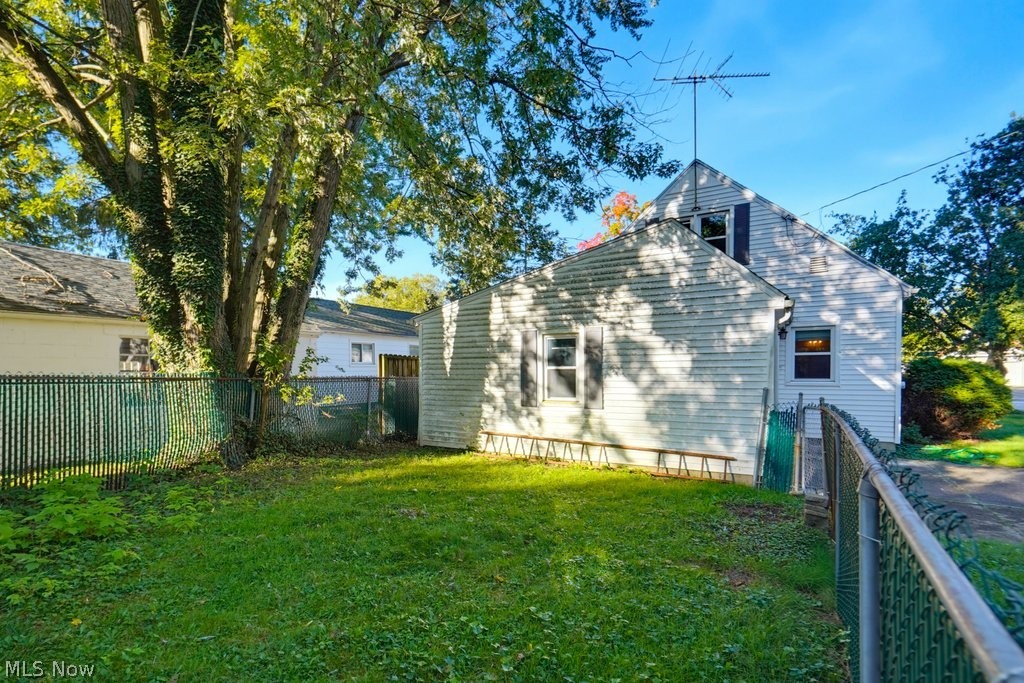 2345 10th Street Cuyahoga Falls OH 44221