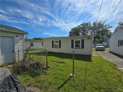 169 Boston Avenue Elyria OH 44035