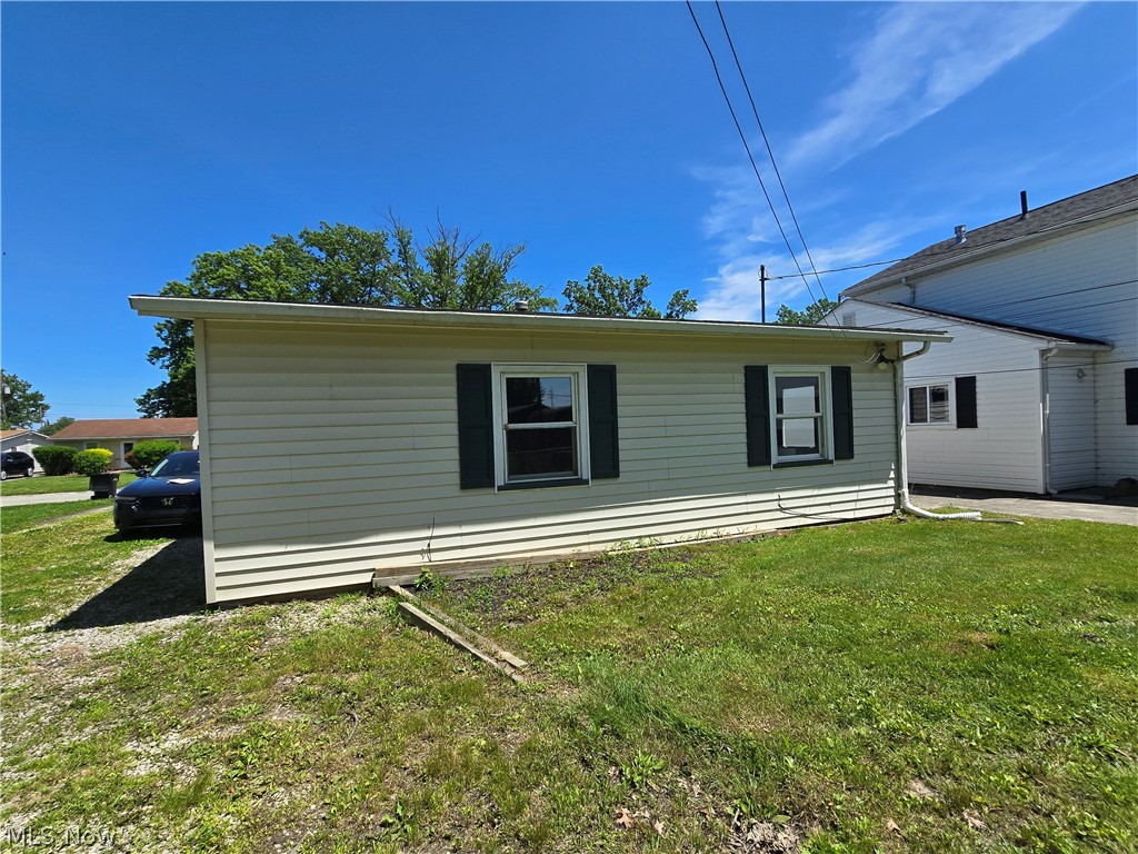 169 Boston Avenue Elyria OH 44035