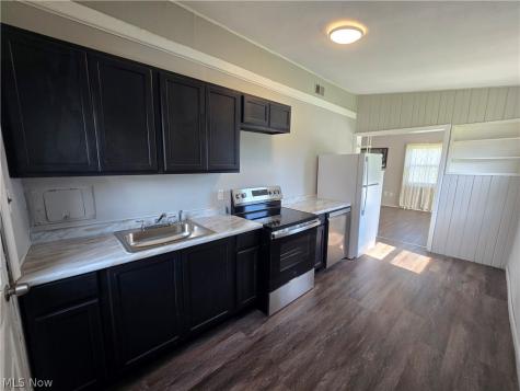 169 Boston Avenue Elyria OH 44035
