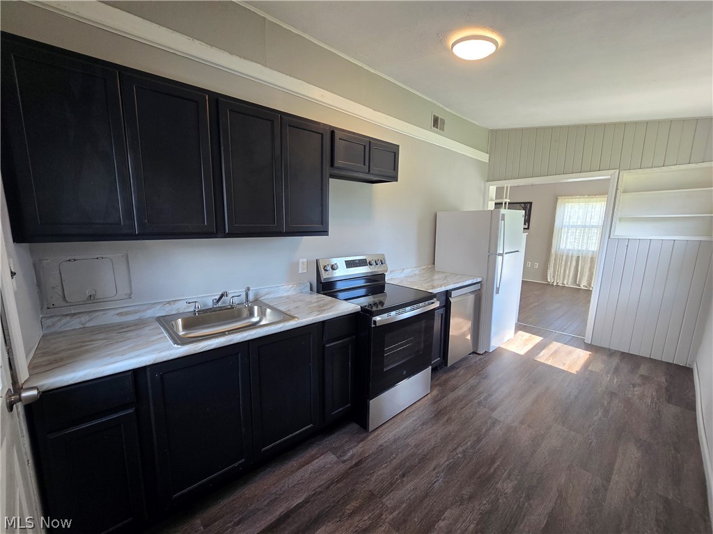 169 Boston Avenue Elyria OH 44035