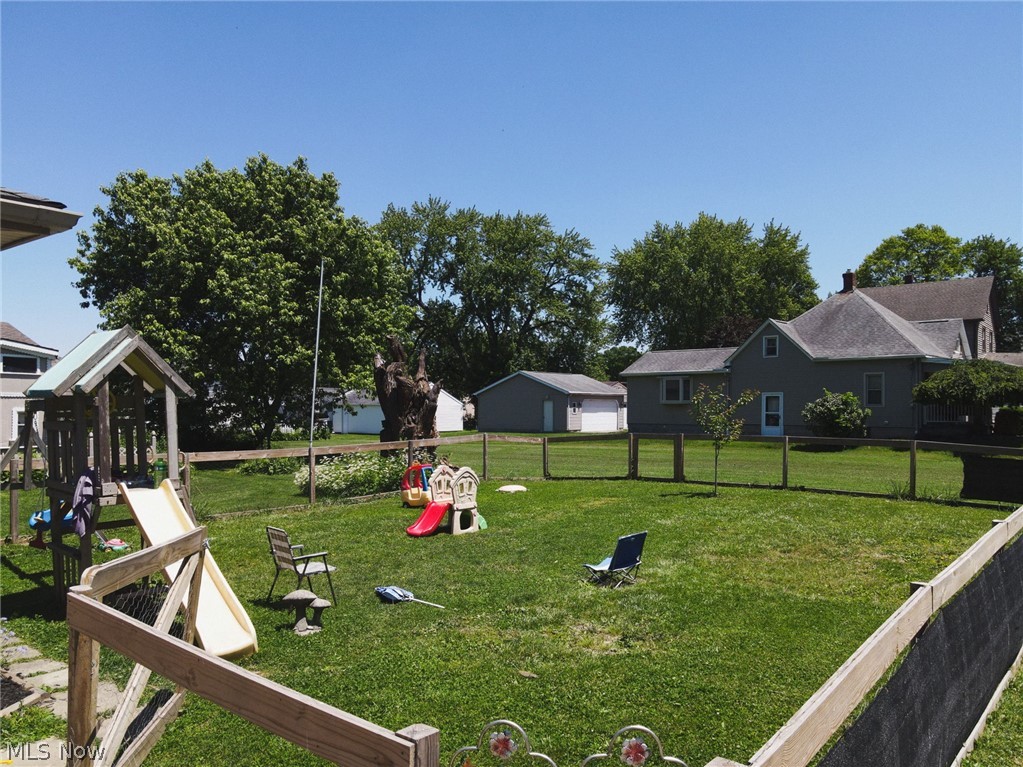 701 Jones Street Hubbard OH 44425
