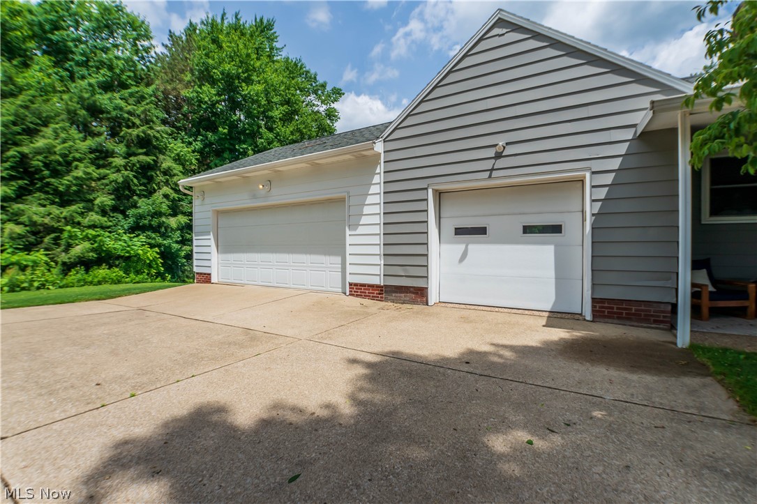 2748 Canton Road Uniontown OH 44685