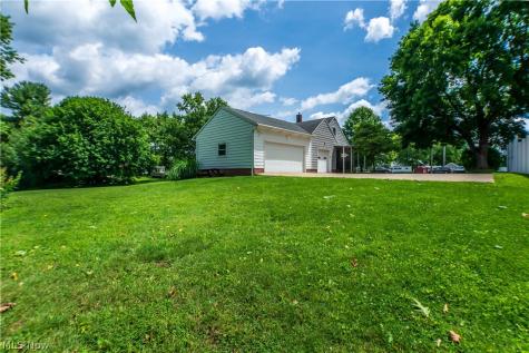 2748 Canton Road Uniontown OH 44685
