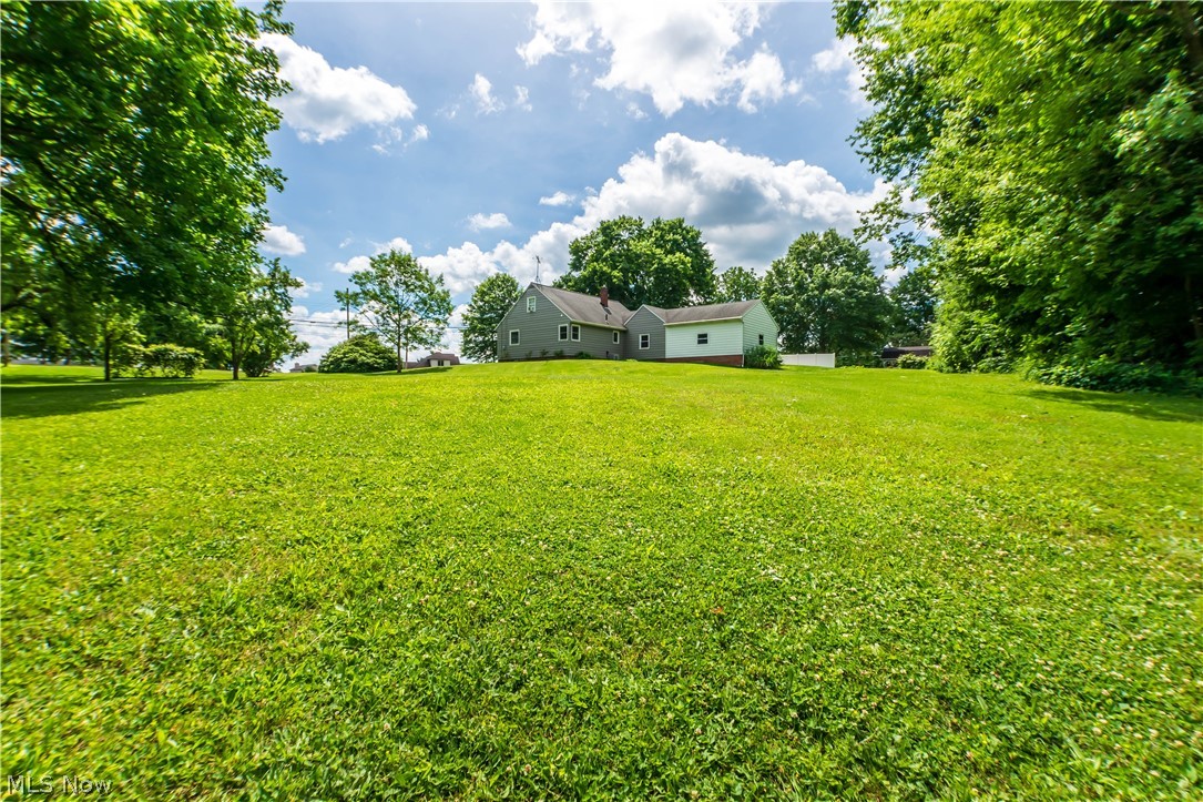 2748 Canton Road Uniontown OH 44685