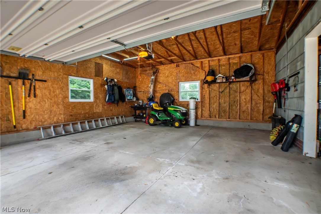 2748 Canton Road Uniontown OH 44685